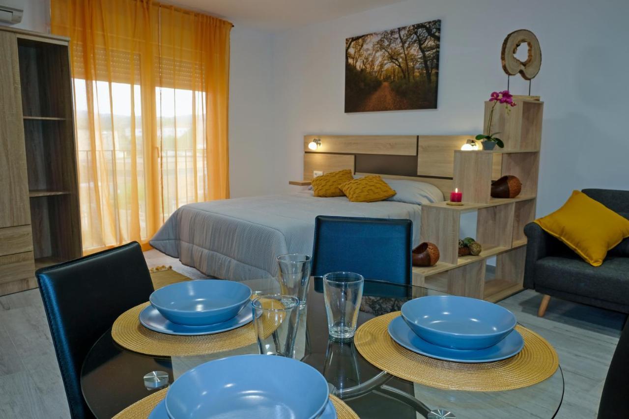 Gegant De Pedra Apartaments Adzaneta Экстерьер фото