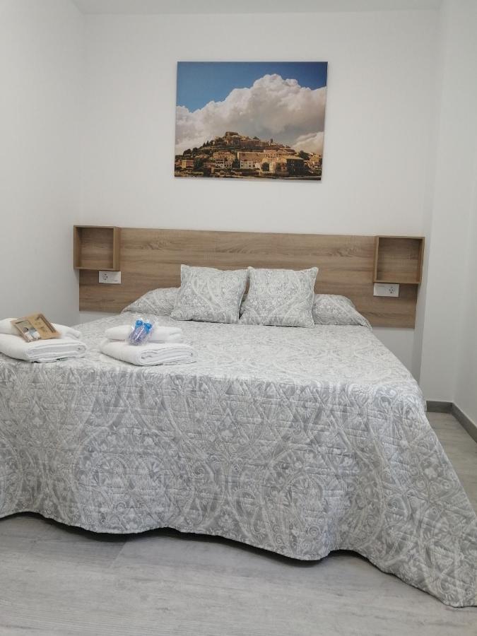 Gegant De Pedra Apartaments Adzaneta Экстерьер фото