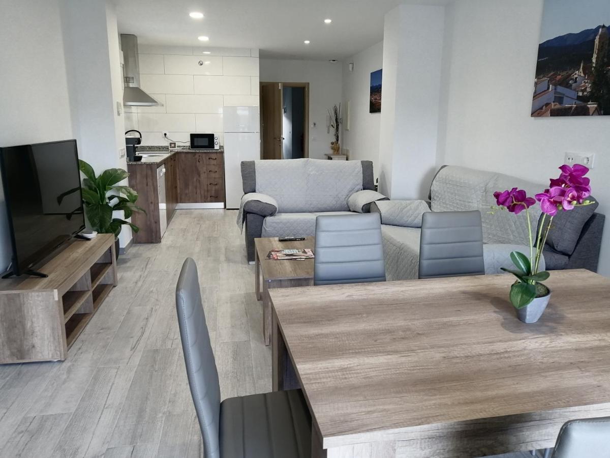 Gegant De Pedra Apartaments Adzaneta Экстерьер фото