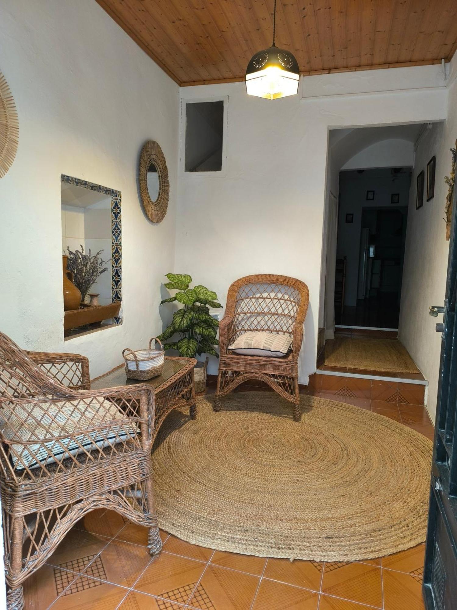 Gegant De Pedra Apartaments Adzaneta Экстерьер фото