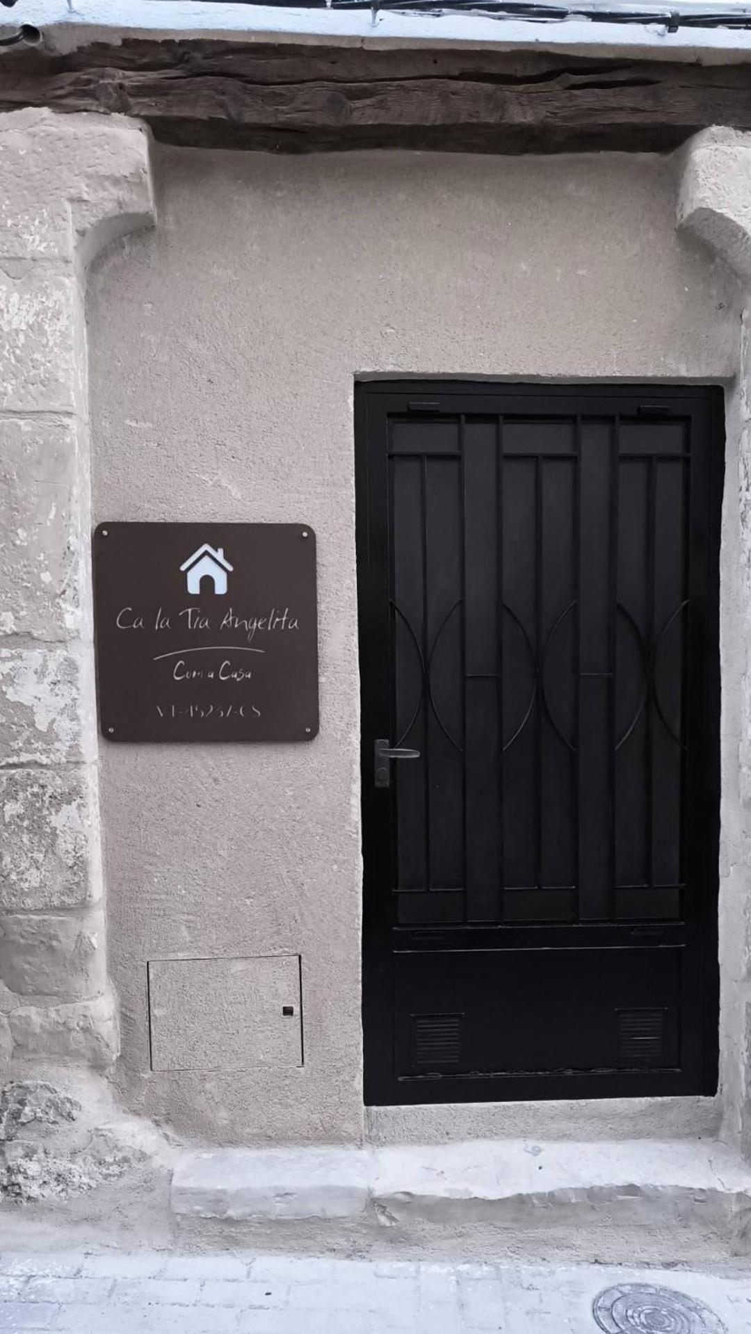 Gegant De Pedra Apartaments Adzaneta Экстерьер фото