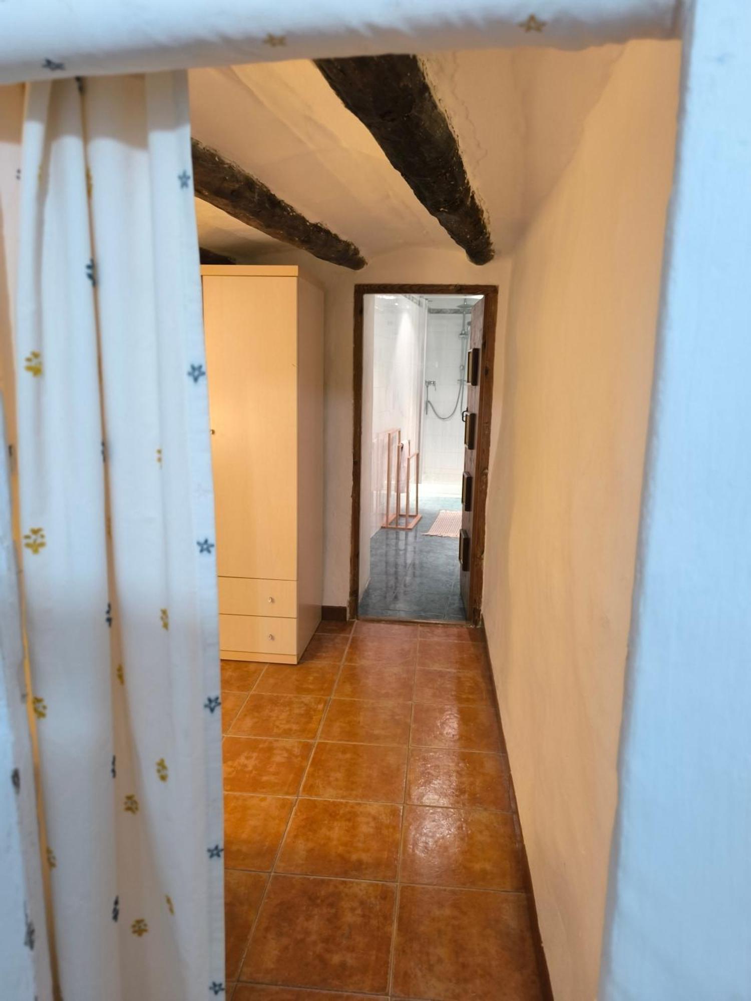 Gegant De Pedra Apartaments Adzaneta Экстерьер фото